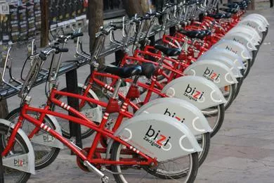 Reclamamos mejoras y ampliación del servicio Bizi tras el incremento de soportes publicitarios a Clear Channel