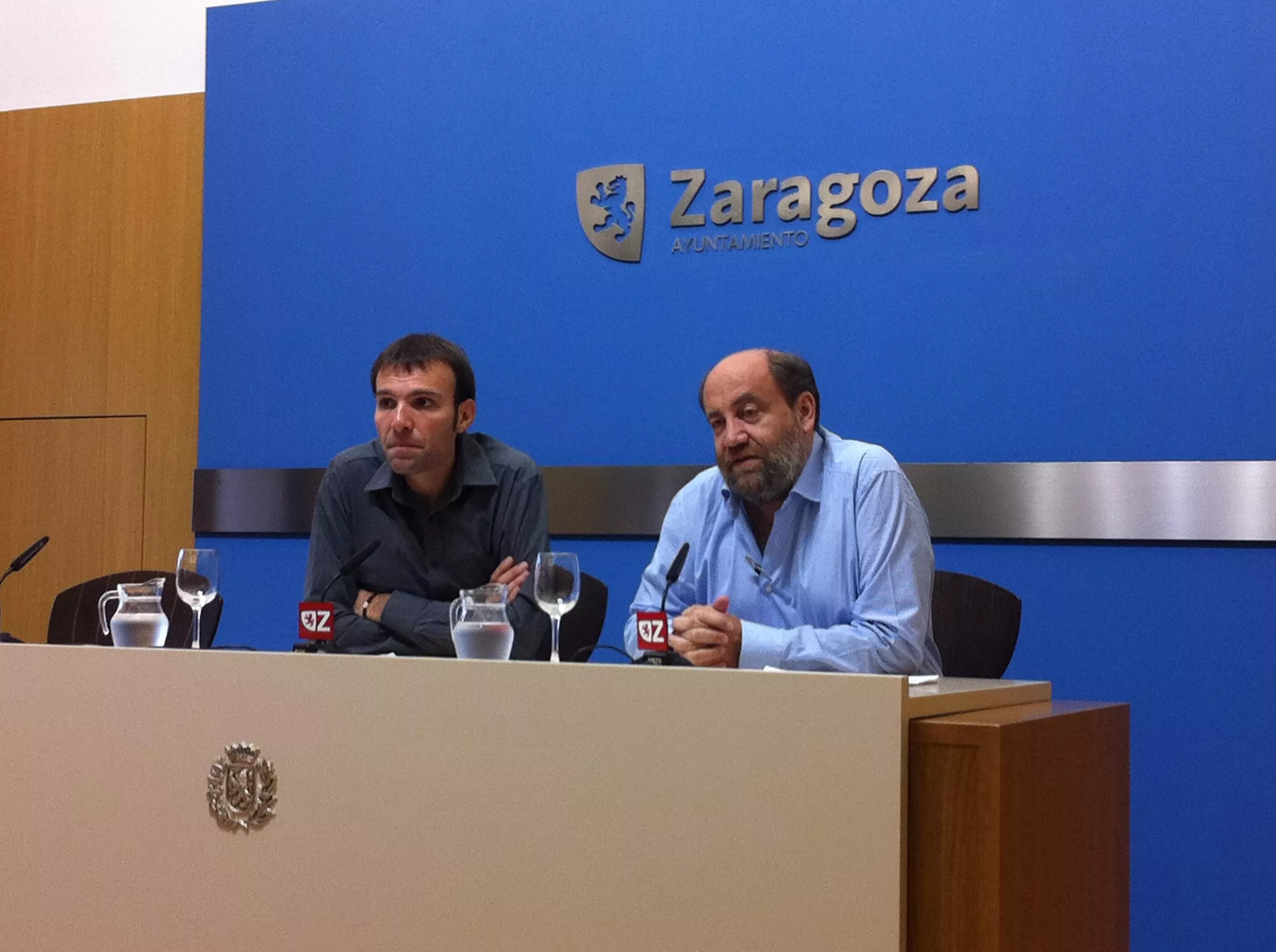 Proponemos grabar a grandes superficies comerciales y a la banca en el debate de las ordenanzas fiscales