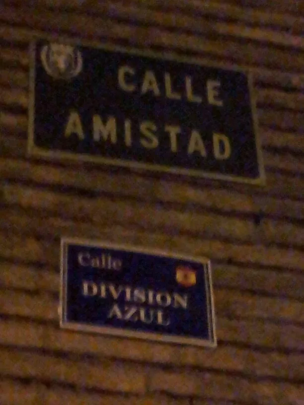 Denunciamos la aparición de placas fascistas y exigimos que se incremente la vigilancia sobre los colectivos neonazis