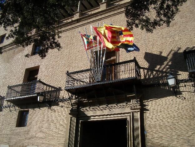 Cambiar Huesca-Izquierda Unida rechaza los criterios de adjudicación de las viviendas de alquiler del Cuartel de la Merced propuestos por el PP