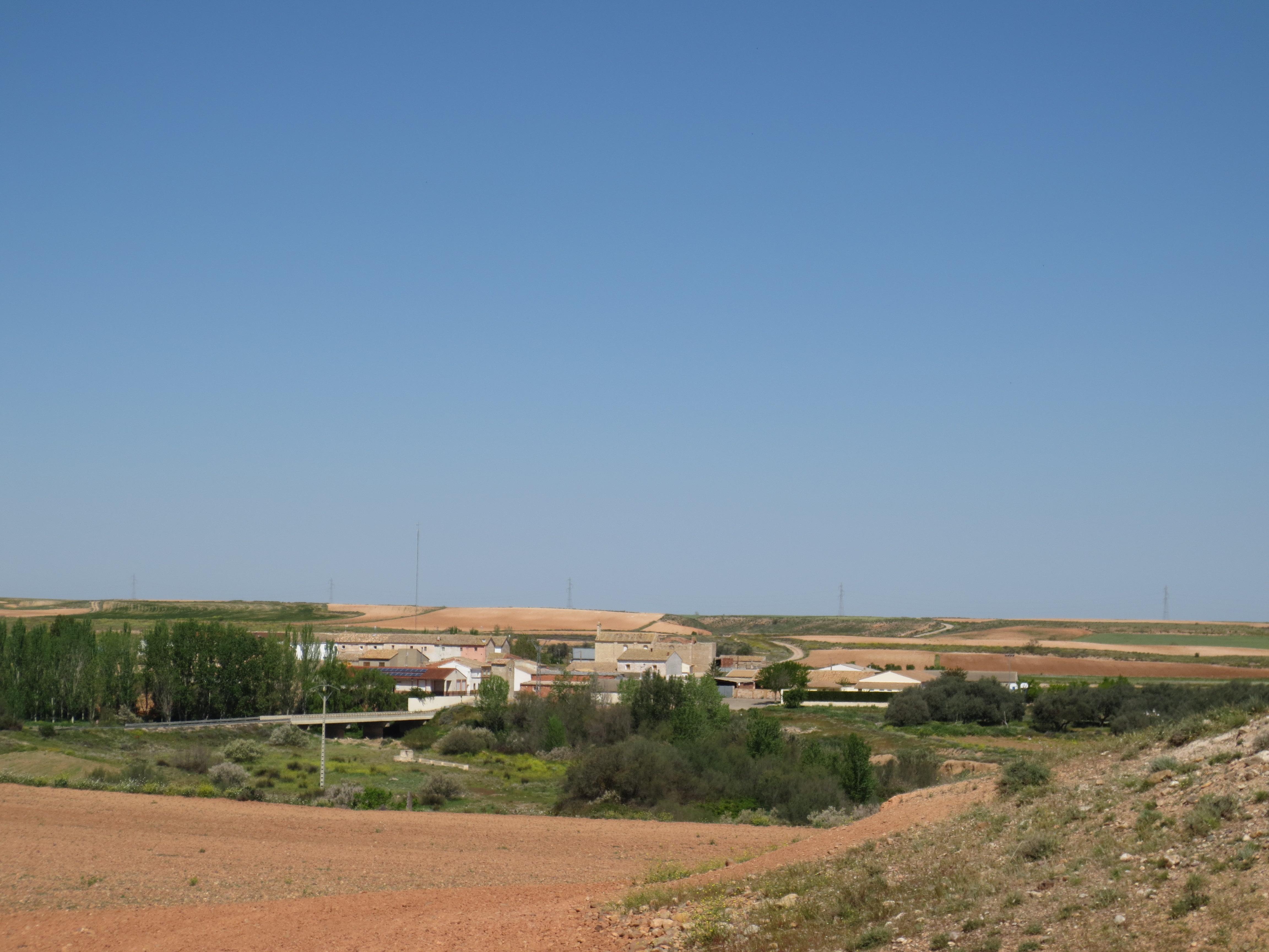 Denunciamos la construcción ilegal de un almacén municipal en Almochuel