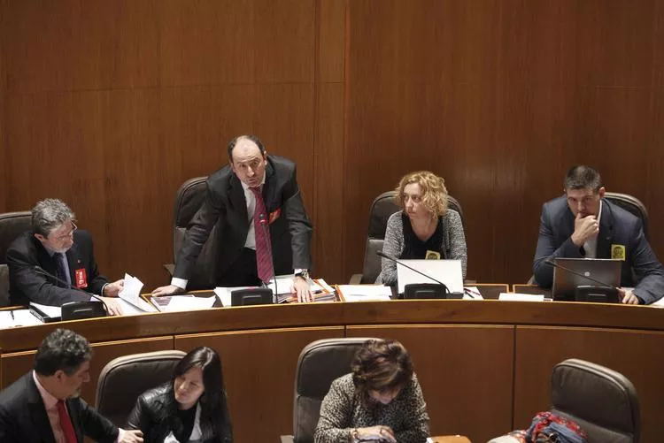 Aprobada la comisión de investigación de Pla-Za con el apoyo de IU, PSOE, CHA y PP y la abstención del PAR