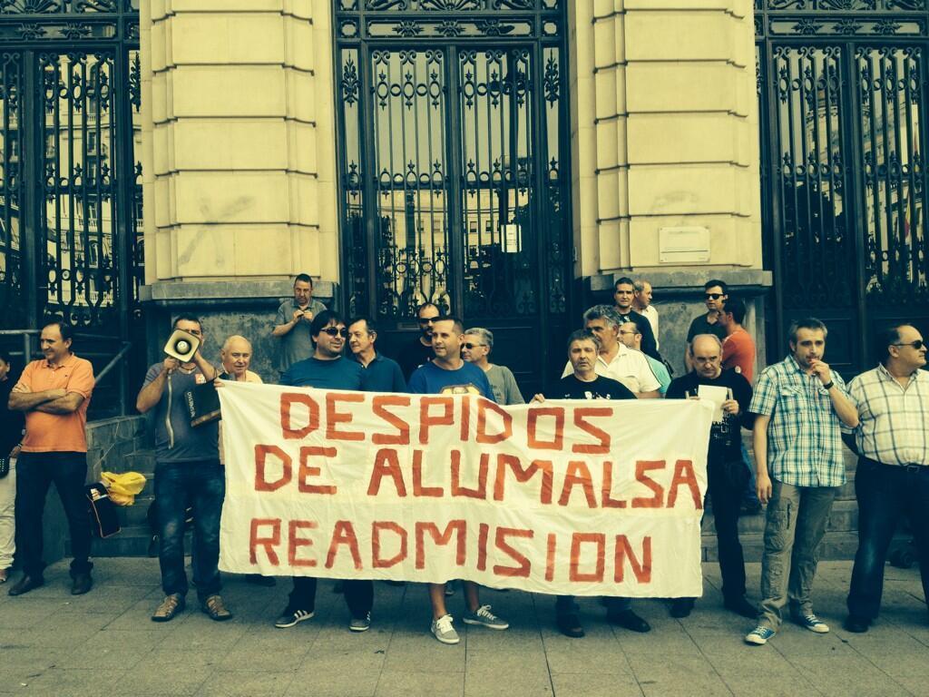 Apoyamos las movilizaciones de la plantilla de Alumalsa