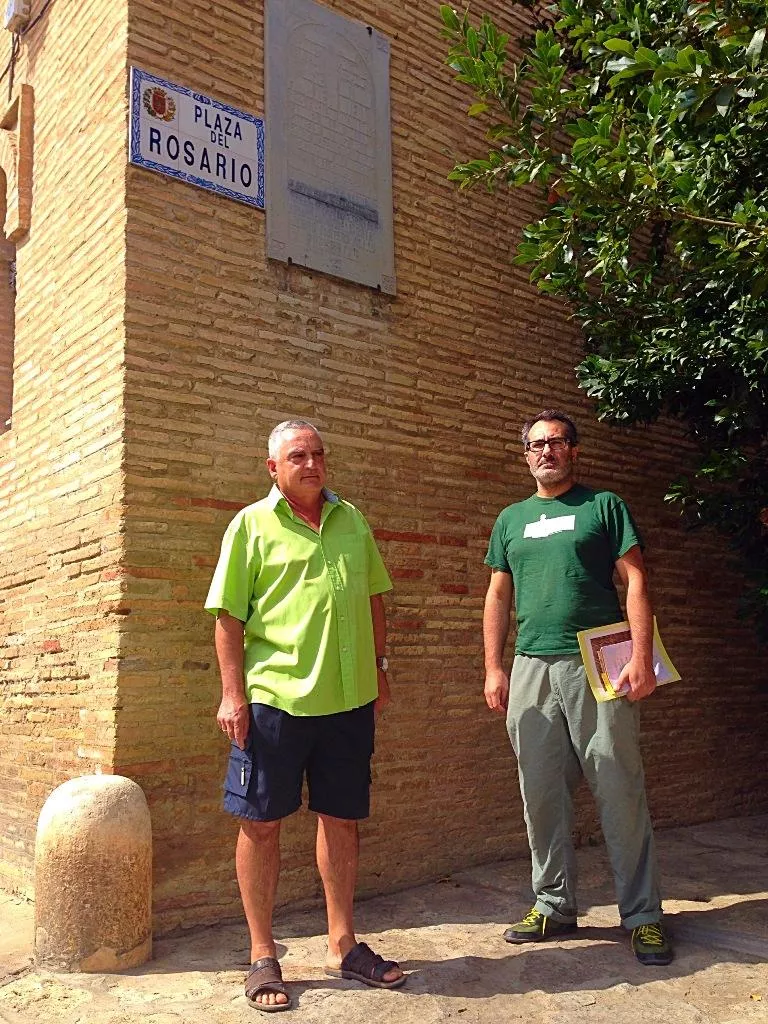 Exigimos el cumplimiento de la Ley de Memoria Histórica y pedimos que se retire la placa franquista de Peñaflor y se renombren algunas calles de Zaragoza
