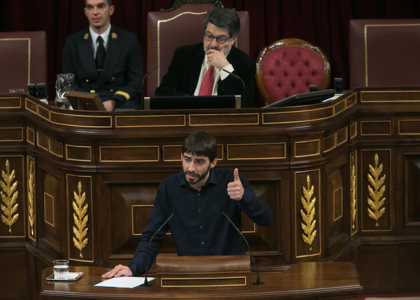 Álvaro Sanz pide en el Congreso la dimisión del presidente de la CHE por la “desastrosa” gestión de las riadas y avenida extraordinaria del Ebro