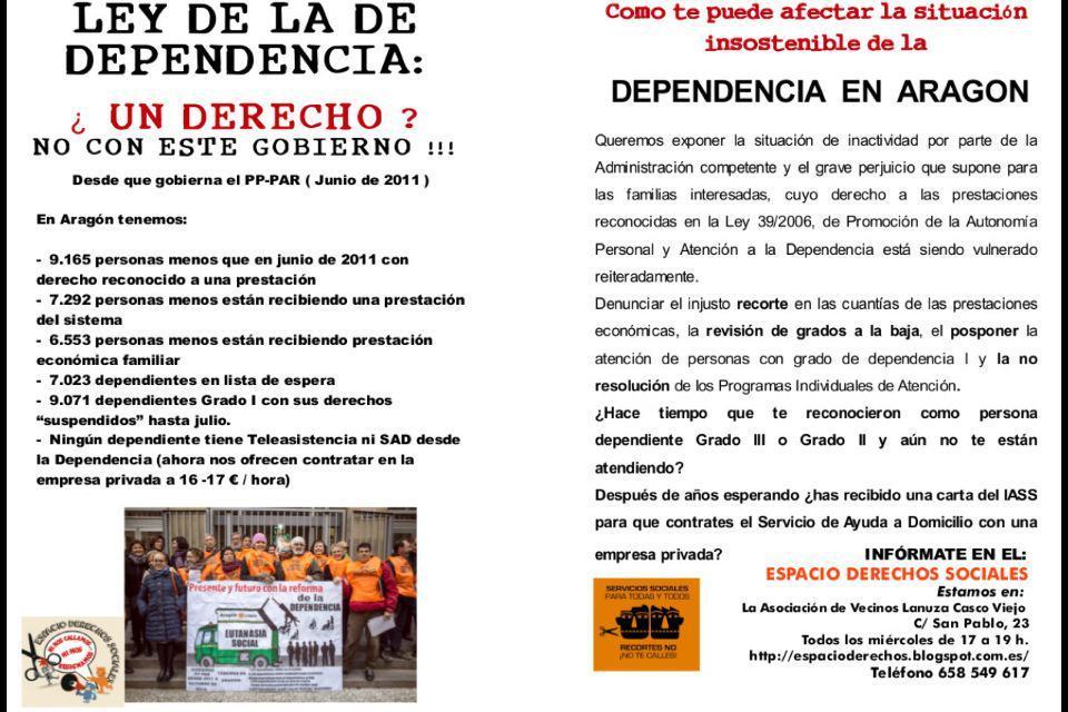 Participamos en la concentración convocada contra los recortes en Dependencia