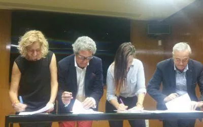 Luquin: “El viernes llegamos un acuerdo importante en las Cortes, hoy hemos firmado un acuerdo prioritario para los intereses de la mayoría social en Aragón”