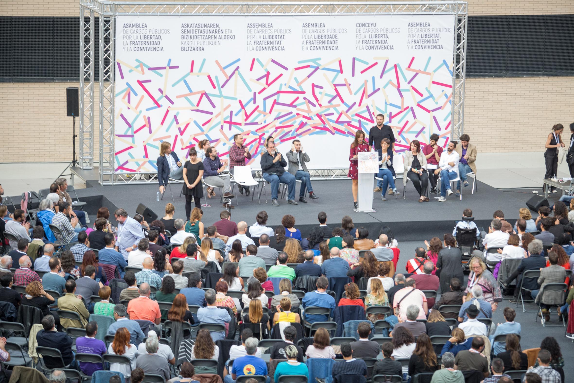 Comunicado conjunto por los incidentes en el exterior de la ‘Asamblea de parlamentarios y alcaldes por la fraternidad, la convivencia y las libertades’ de Zaragoza