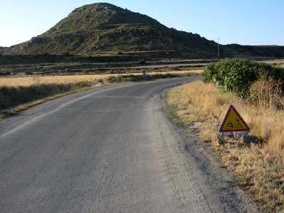 Reclamamos al Gobierno de Aragón que cumpla sus compromisos y se actúe en la A-1202, Fuencalderas-Luesia, y en la A-1103, Luna-Biel