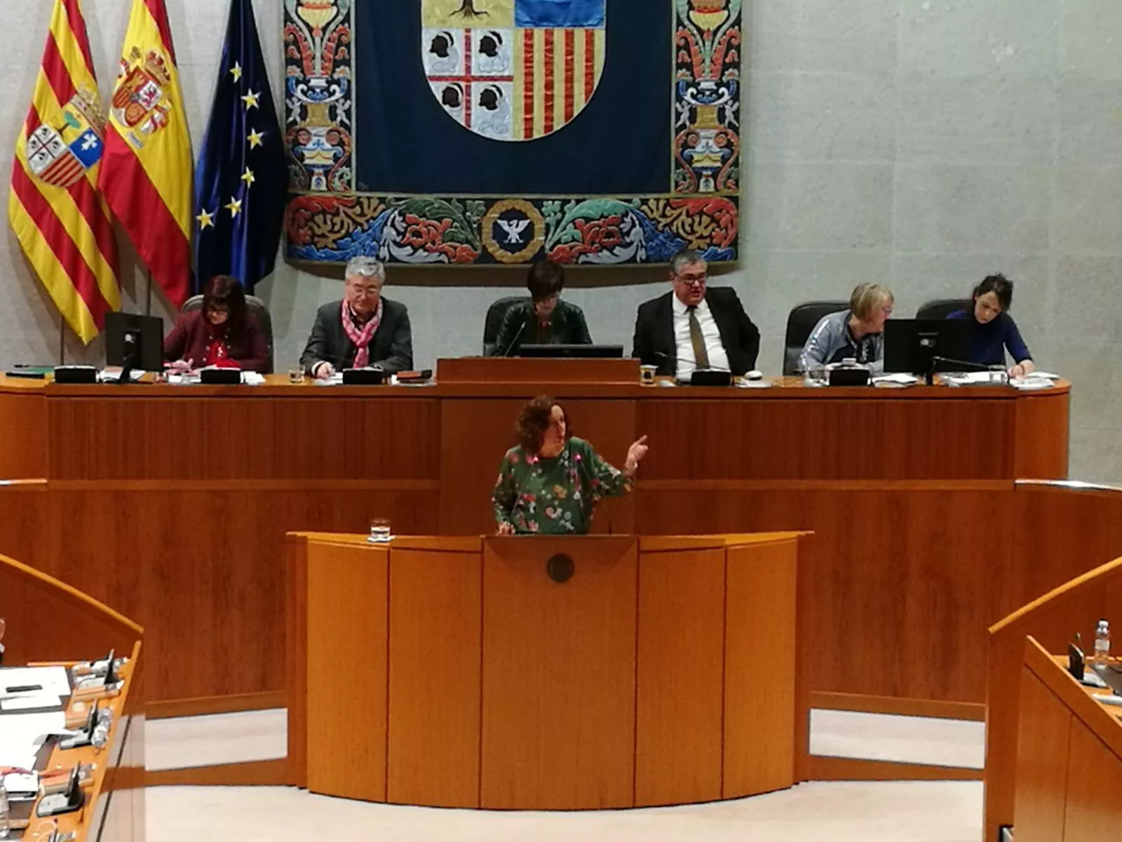 Reclamamos desfibriladores en todos los centros escolares e instalaciones deportivas de Aragón