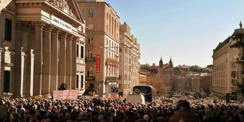 Rajoy, las pensiones, el oportunismo y el chantaje