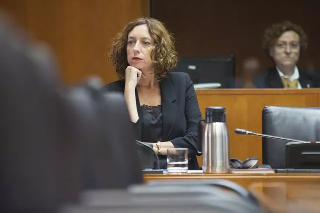 Trasladamos a Educación las quejas de familias y sindicatos por la falta de atención hacia el alumnado que necesita fisioterapia