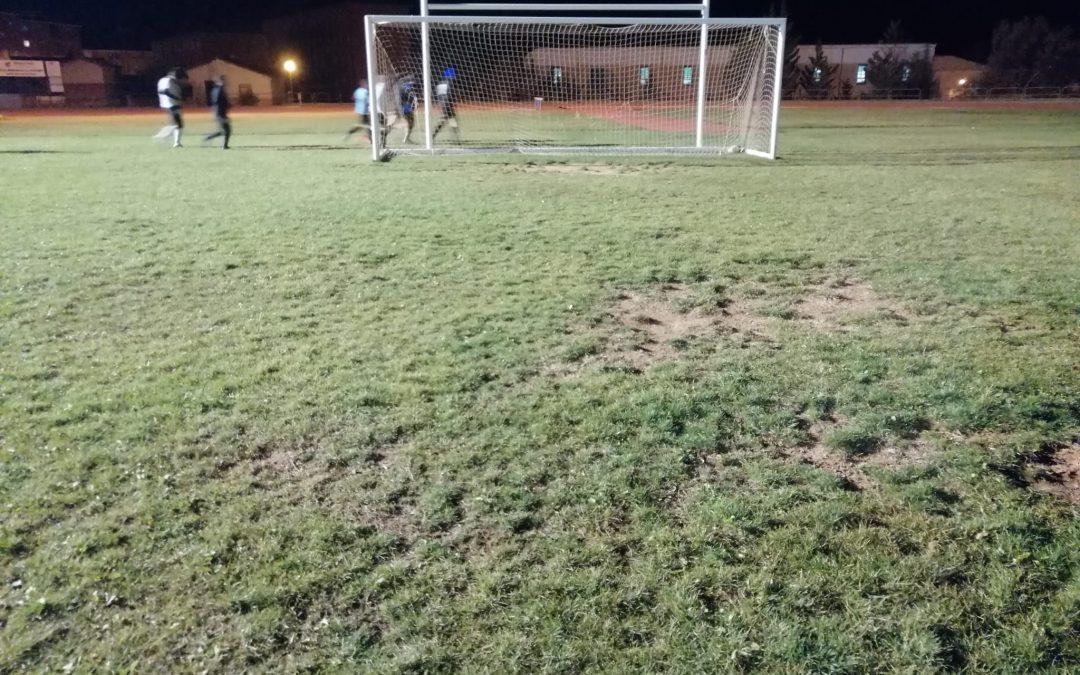 Ganar Teruel – IU, reclamará que el campo de juego de las pistas de atletismo, sea también arreglado en las inversiones previstas