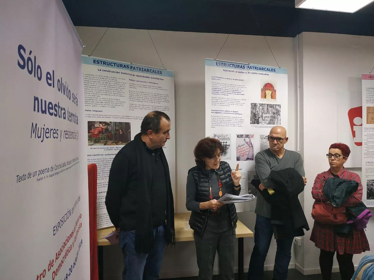 Exposición mujeres memoria