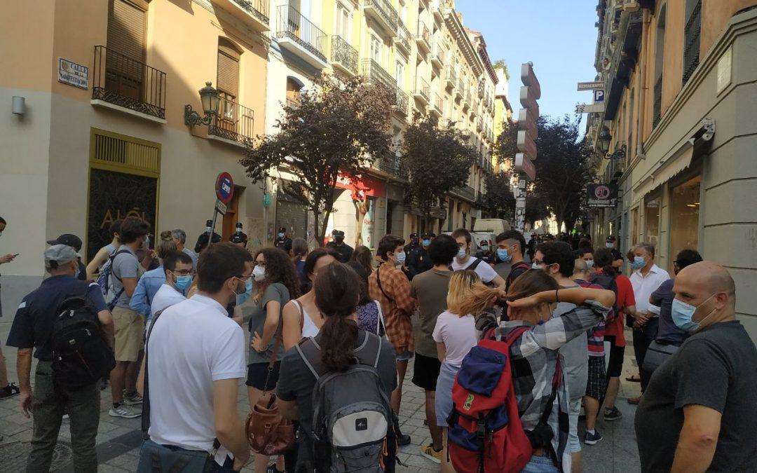 Denunciamos la desproporción del operativo en el desahucio de 22 personas sin techo en Zaragoza