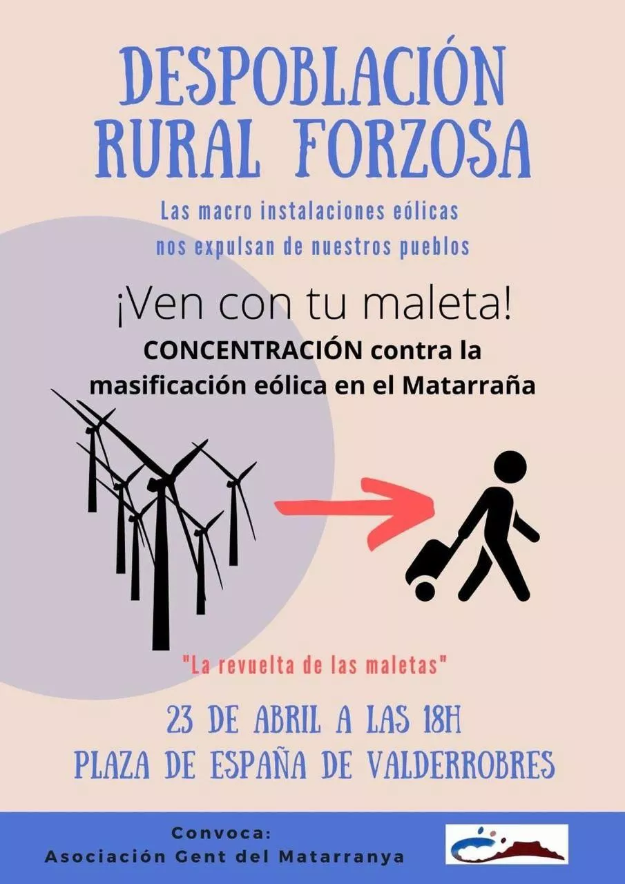 Concentración contra la masificación eólica en el Matarraña