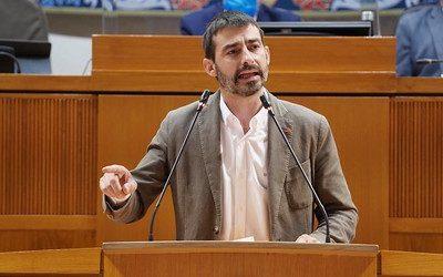 Debatimos con Broto las consecuencias de su  gestión a base de conciertos, reducción de plantillas propias y aumento de contrataciones de categorías inferiores