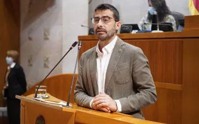 Exigimos al consejero Faci que resuelva con inmediatez los problemas pendientes que se acumulan en el inicio de curso