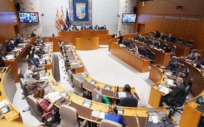 Exigimos la comparecencia de Broto para que explique  “con claridad” el proyecto piloto de inclusión social en las Cortes de Aragón