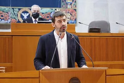 Sanz preguntará a Aliaga por qué no se ha planificado la implantación de macroparques energéticos