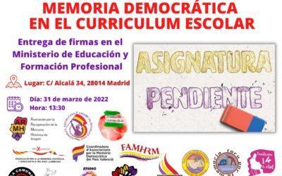 La Fundación 14 de Abril participa en la entrega de firmas ante  Ministerio de Educación y FP para evitar la «desmemoria» y acabar con el  “memoricidio”