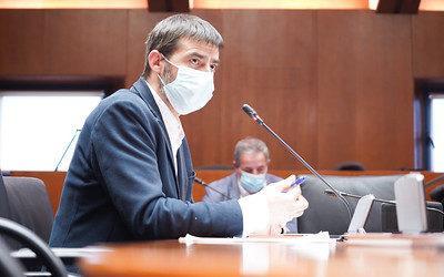 Apostamos por una participación estable de los ayuntamientos en los ingresos de la Comunidad que garantice recursos mínimos para el desempeño de sus competencias