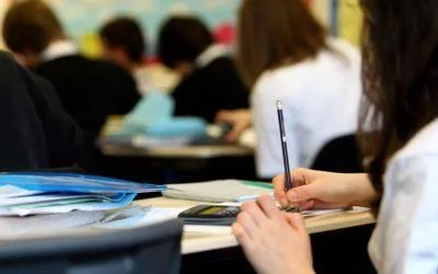 Izquierda Unida denuncia la insuficiencia presupuestaria en Educación pública mientras el Gobierno de Aragón aumenta la financiación de la concertada