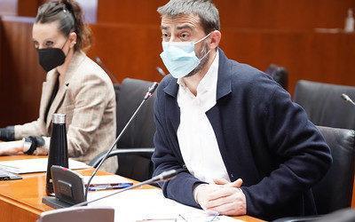 Las Cortes apoyan nuestra iniciativa para revertir la segregación y discriminación escolar que representa la existencia de centros en desventaja