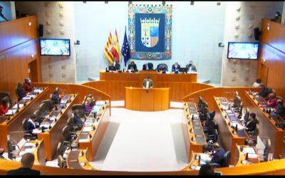 Las Cortes de Aragón instan al cuatripartito a garantizar el cumplimiento de los pagos en el tejido empresarial y controlar la morosidad que estrangula a pymes y autónomos