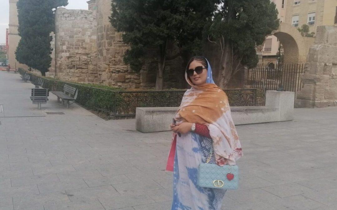 Café con la activista saharaui y periodista Mayrem Hammaidi