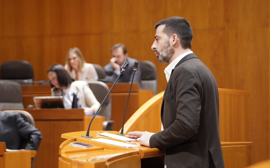 Votamos en contra de unos presupuestos poco audaces que el Gobierno destinará al esquí y las renovables sin planificación, perdiendo una oportunidad única de vertebración y resiliencia