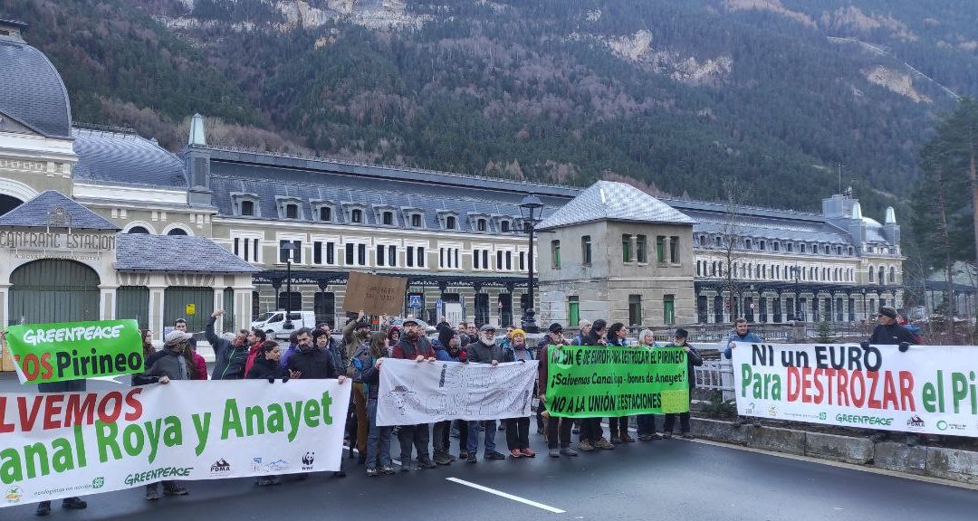 Nos sumamos al acto de rechazo a la unión estaciones y promovemos que se presenten iniciativas en la UE para paralizarla