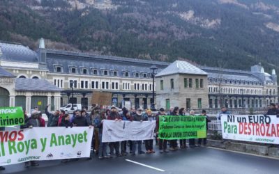Nos sumamos al acto de rechazo a la unión estaciones y promovemos que se presenten iniciativas en la UE para paralizarla