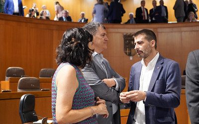 Sanz: “Azcón plantea un Aragón excluyente en el que los recursos públicos sean para los bolsillos de cuatro”