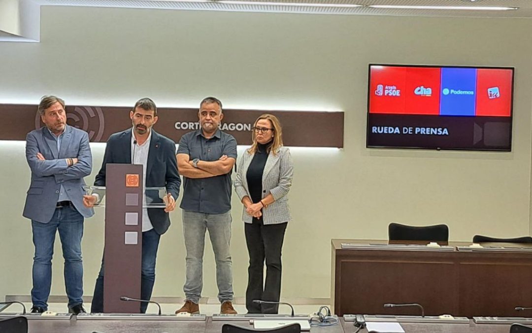 Denunciamos, junto con Podemos, CHA y PSOE, la “actitud autoritaria” y la “posición caudillista” de Azcón en las Cortes