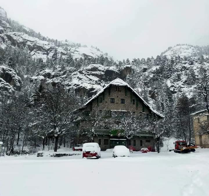 Exigimos que se garantice la seguridad del entorno del Balneario de Panticosa tras evidenciar que no cuenta con el sistema antialudes exigido por ley 