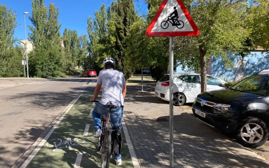 Cambiar Huesca-Izquierda Unida pide que el Ayuntamiento de Huesca no exija seguro para circular con bicicletas y patinetes eléctricos