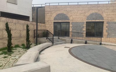 Cambiar Monzón solicita la apertura inmediata del acceso entre el hogar de personas mayores y la plaza de la Ceca