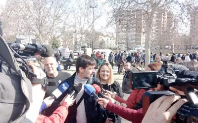 Izquierda Unida y Zaragoza en Común exigen a Chueca que escuche a los barrios y abandone la superficialidad de su ciudad de las luces