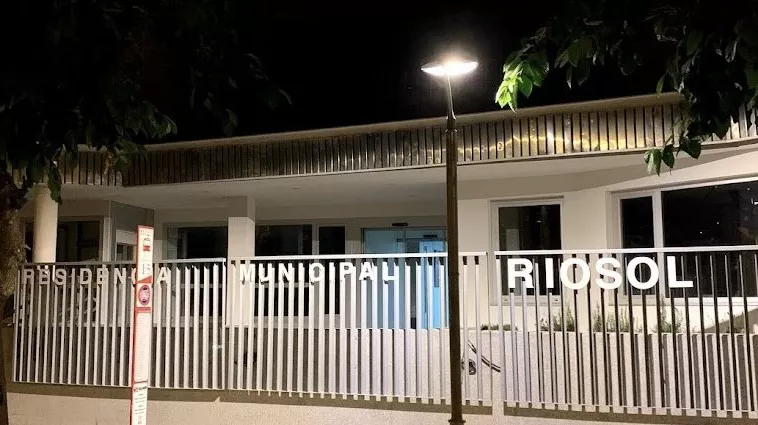 Cambiar Monzón exige la licitación urgente del servicio de limpieza en la Residencia Riosol
