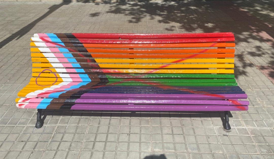Izquierda Unida condena el nuevo ataque contra un símbolo LGTBI+ en Teruel y secunda la denuncia presentada por Chrysallis