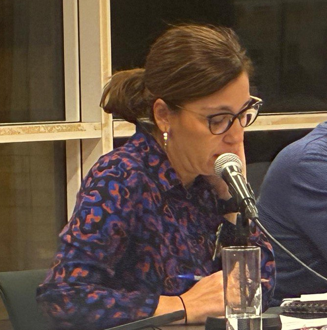 Izquierda Unida–Ganar Alcañiz denuncia la falta de transparencia en la Relación de Puestos de Trabajo, defiende los derechos de las mujeres y reclama igualdad en la financiación de MotorLand