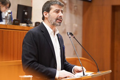 Izquierda Unida Aragón denuncia el asistencialismo del Gobierno y reclama dignidad en las políticas sociales