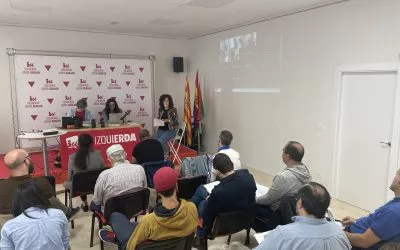 Marta Abengochea: “La tarea principal de Izquierda Unida es representar al Aragón que no se rinde y pelea contra las políticas privatizadoras”