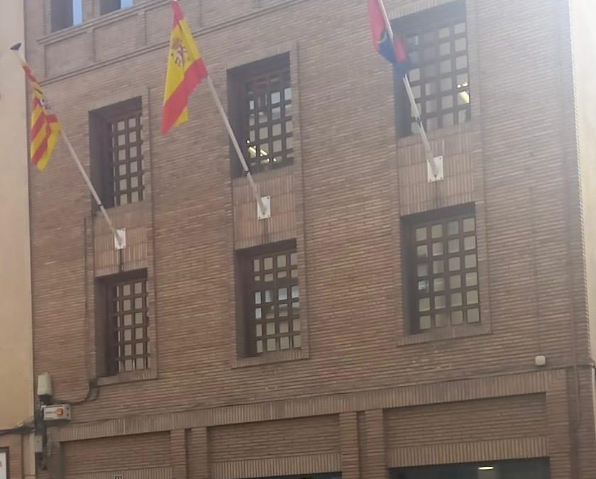 Cambiar Monzón–Izquierda Unida reclama instalaciones dignas para los Servicios Sociales y exige una solución conjunta entre administraciones 